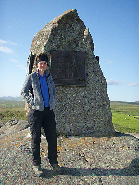 &Aacute;sd&iacute;s' monument