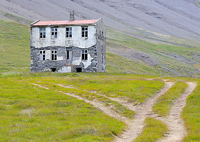 Stapadalur